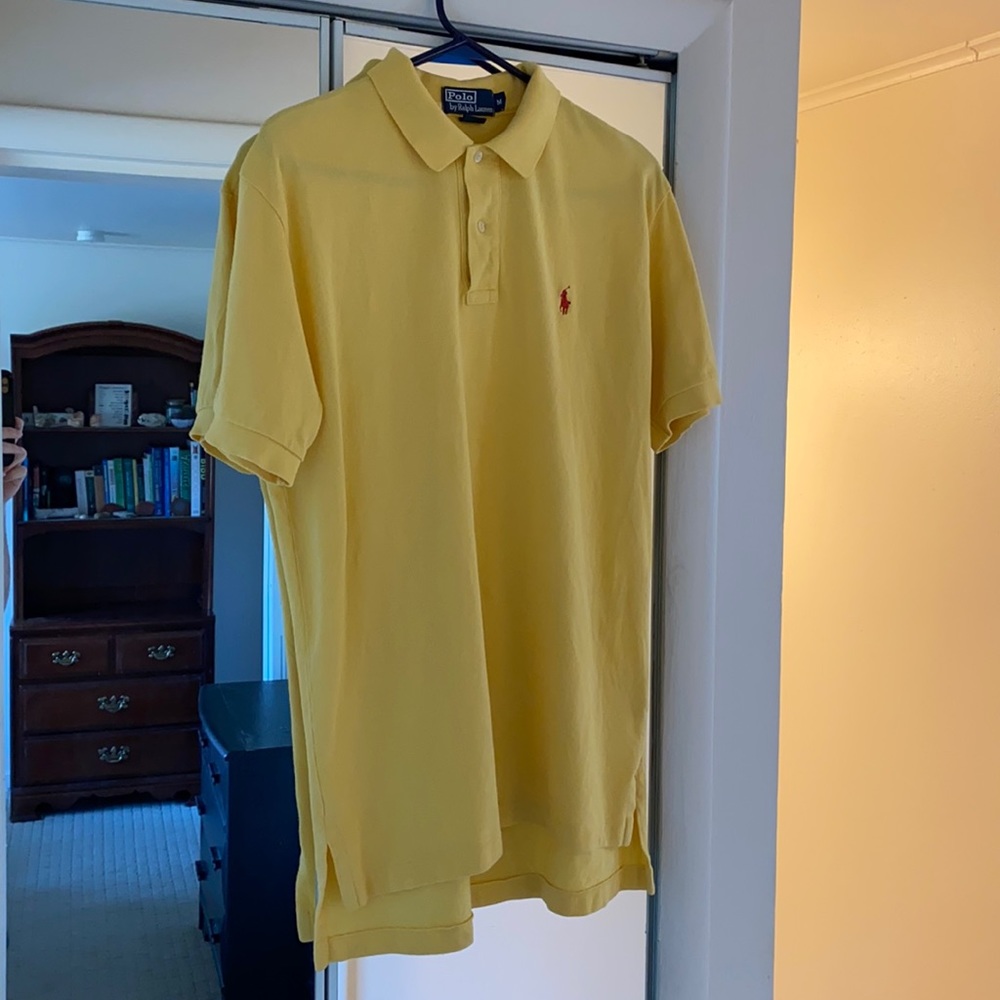 Vintage yellow polo (medium)